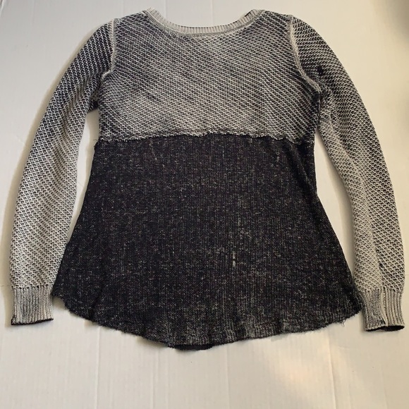 Free People Black, Grey, and White Ombré Sweater - Women’s Size Small - Picture 3 of 11
